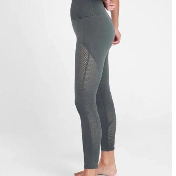 Athleta Mudra 7/8 Tight in Gray size S/M - Picture 1 of 12